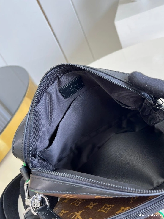 FS CHEAP LOUIS TRIO VUITTON MESSENGER 0810